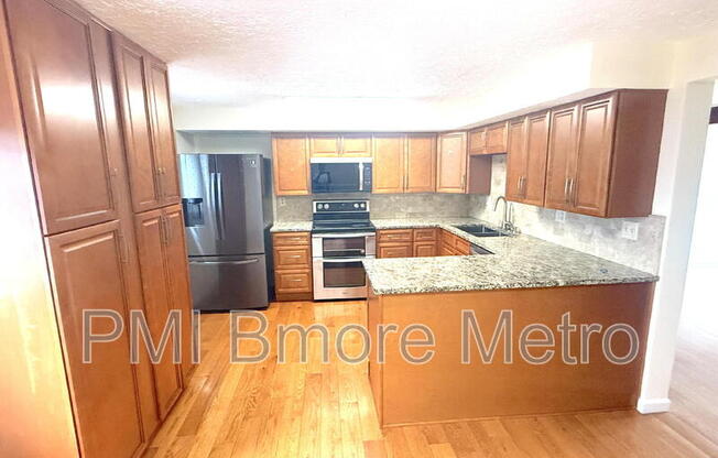 9239 REDBRIDGE CT