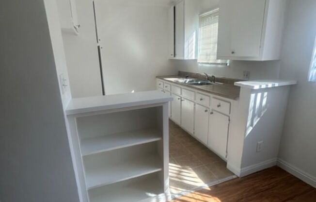 1 bed, 1 bath, $1,750, Unit 844-5