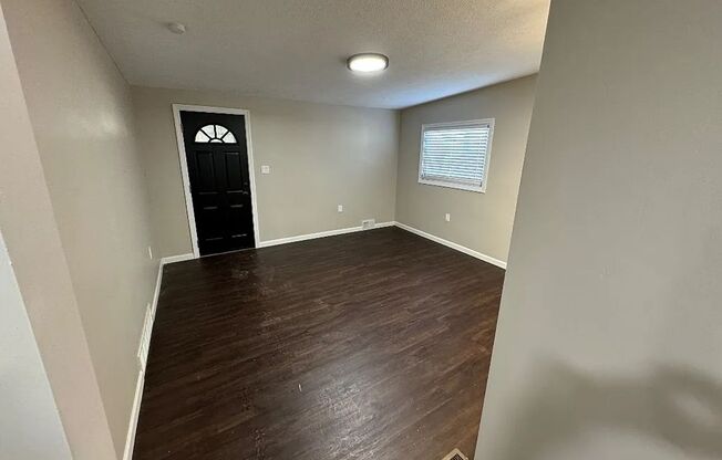 3 beds, 1 bath, $1,425