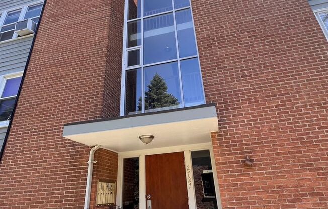 Spacious 1 bedroom, 1 bathroom in Evanston