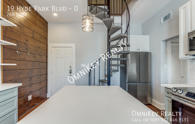 19 HYDE PARK BLVD