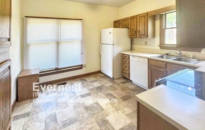 101 GRANBY CT