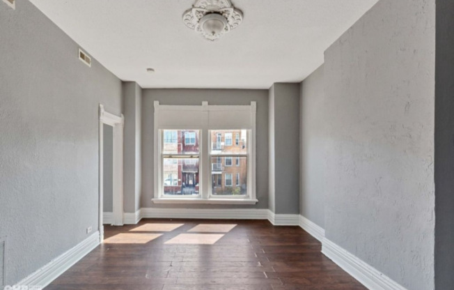 1124 S SACRAMENTO BLVD