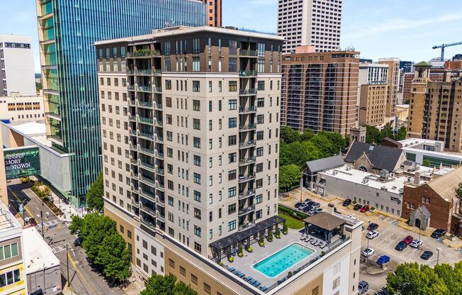 2 beds, 2 baths, $2,765, Unit LABS 565 Peachtree St NE - 36968507409