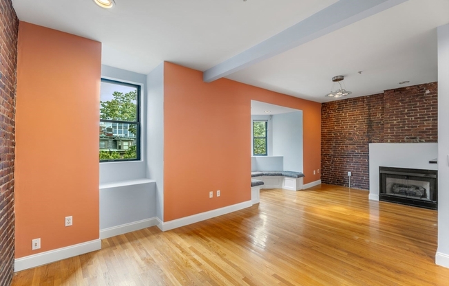 39 WORCESTER SQ