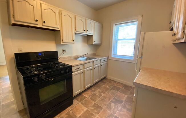 1 bed, 1 bath, $1,125, Unit 1