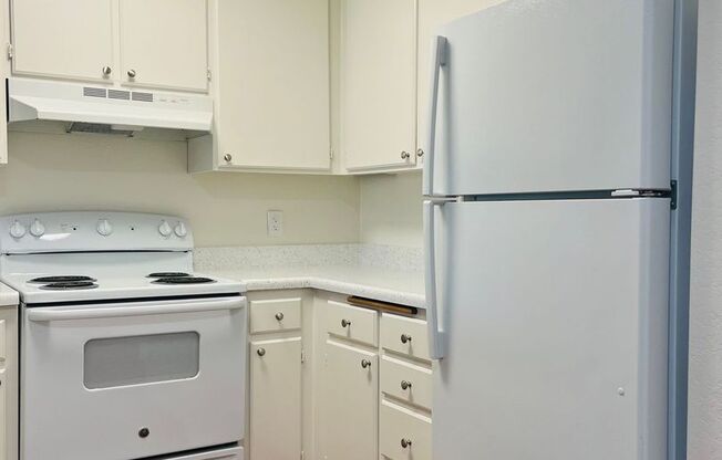 1 bed, 1 bath, 807 sqft, $2,295, Unit 125