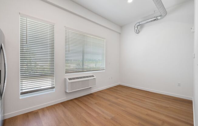1 bed, 1 bath, 586 sqft, $1,499, Unit 102
