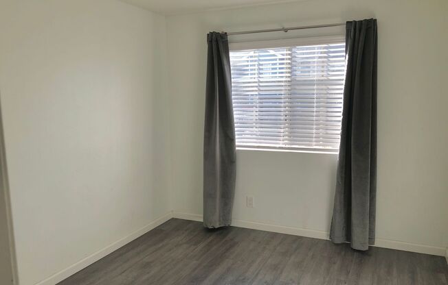 1 bed, 1 bath, 576 sqft, $1,830, Unit 105