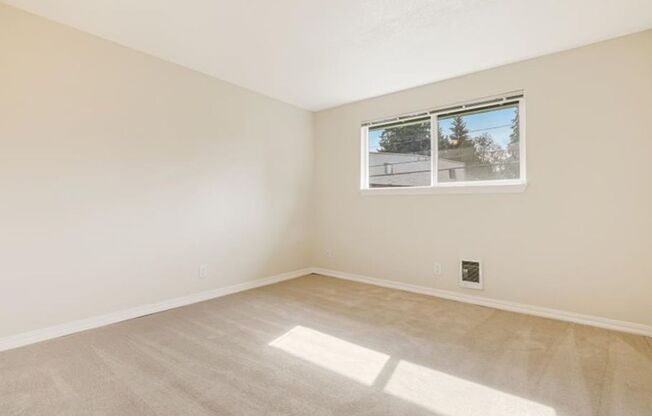 2 beds, 1 bath, 850 sqft, $1,500, Unit 16