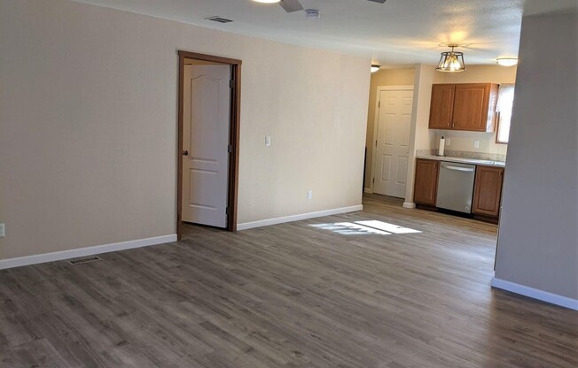 4811 N SOCORRO DR
