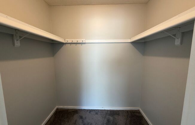 2 beds, 2 baths, 1,150 sqft, $2,050, Unit 65-B16