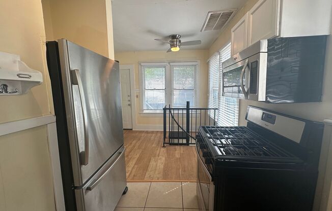 1 bed, 1 bath, $1,295