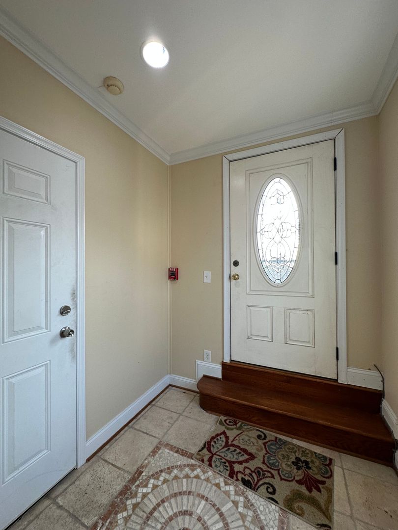 For Rent: Charming Urban Living at 105 N Chester Street – Your City Retreat Awaits!
