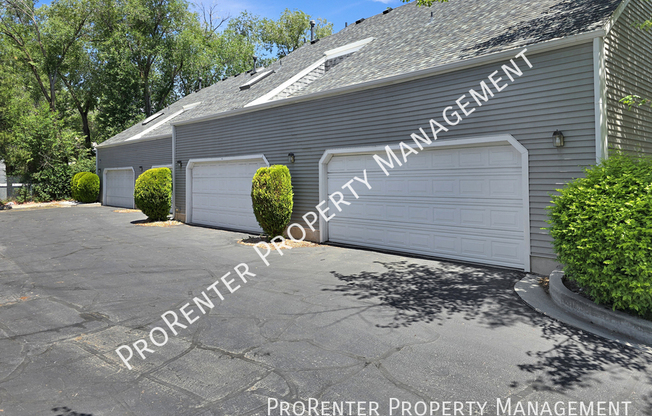 975  E Essex Court Way #4 6950 S