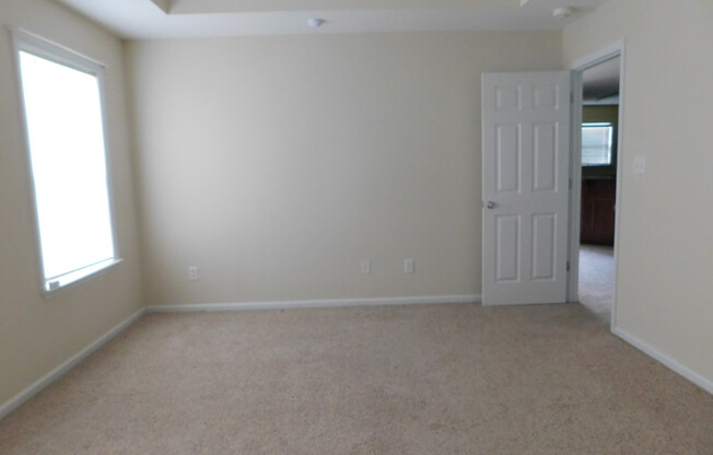 3 beds, 2 baths, $1,200