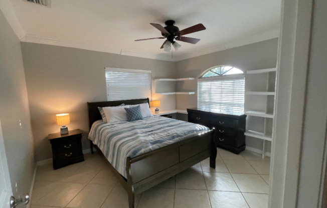 6816 OSBORNE DR