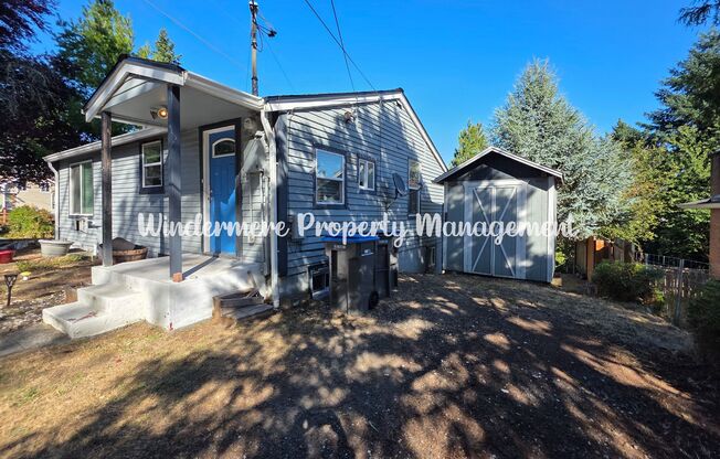 *Affordable and Available Now!* Conveniently located 3 bed in Bremerton, large corner lot!