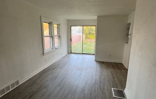 1 bed, 1 bath, $990