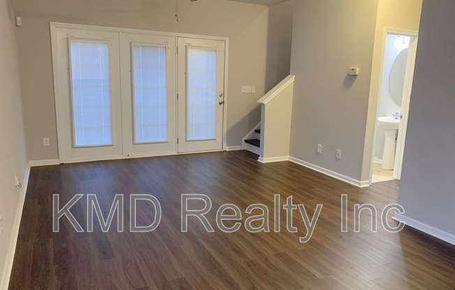 2726 AVALON LOOP RD