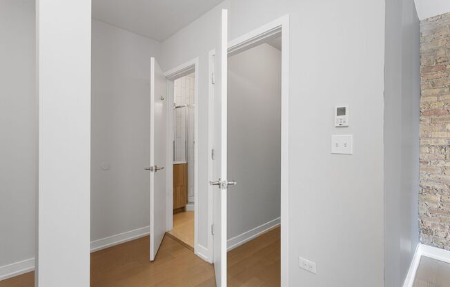Studio, 1 bath, 225 sqft, $1,395, Unit 408