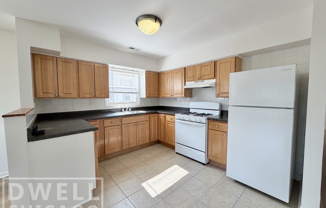 1411 EMERSON