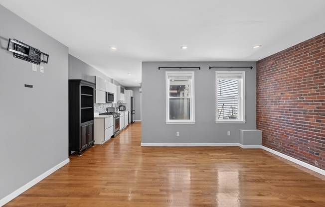 353 SUMNER