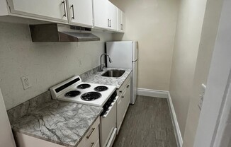 33 PARK DR