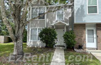 Newly Renovated 2/1.5 Townhouse in Winter Springs - MOVE IN SPECIAL - 1/2 OFF First Month Rent