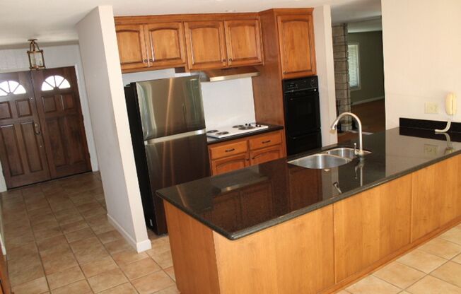 2710 Doidge Ave., Pinole, CA 94564