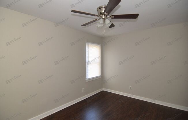 2 beds, 1 bath, $1,000