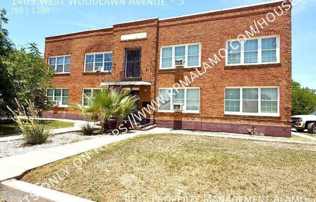 1409 W. Woodlawn Ave.