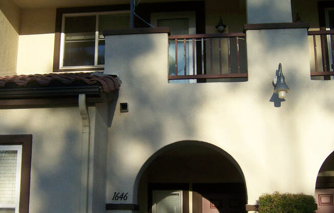 Spacious 3 Bedroom, 3 Bath Townhouse with 2 Car Garage!