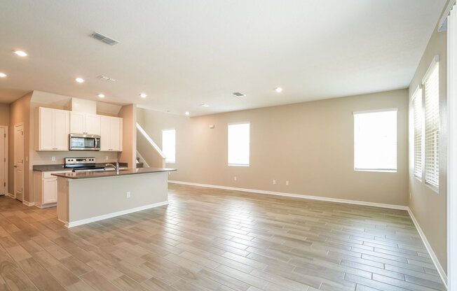 1102 ARBOUR VERDE CT