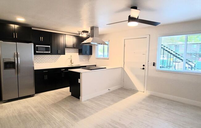 1 bed, 1 bath, 587 sqft, $1,094, Unit 5-01