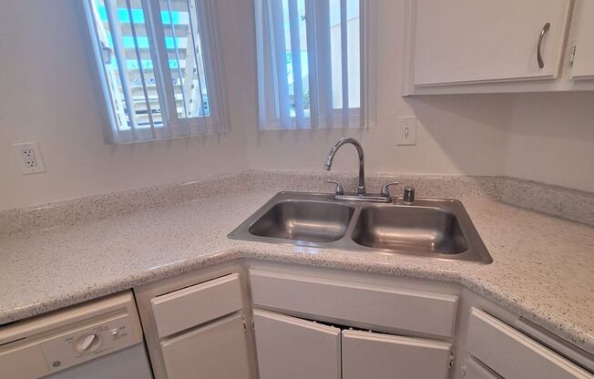 1 bed, 1 bath, 691 sqft, $2,125, Unit 420C