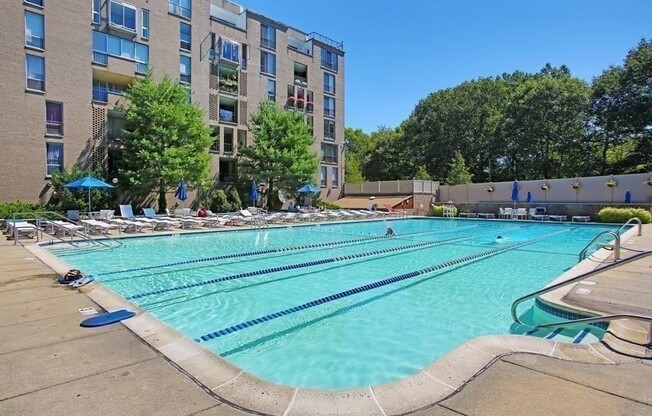 2 beds, 2 baths, 1,855 sqft, $5,200, Unit PH804