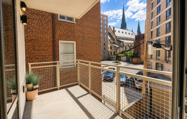 1 bed, 1 bath, 636 sqft, $2,895, Unit 204