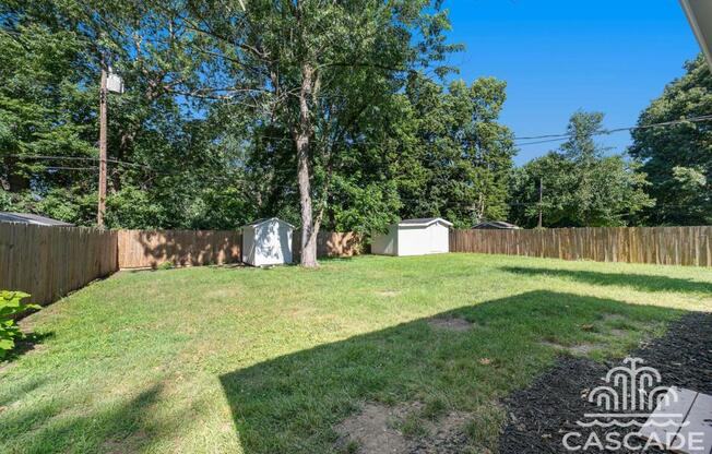 806 SW LEA DR