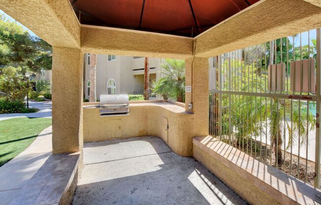 3 beds, 2 baths, $1,520, Unit # 1039