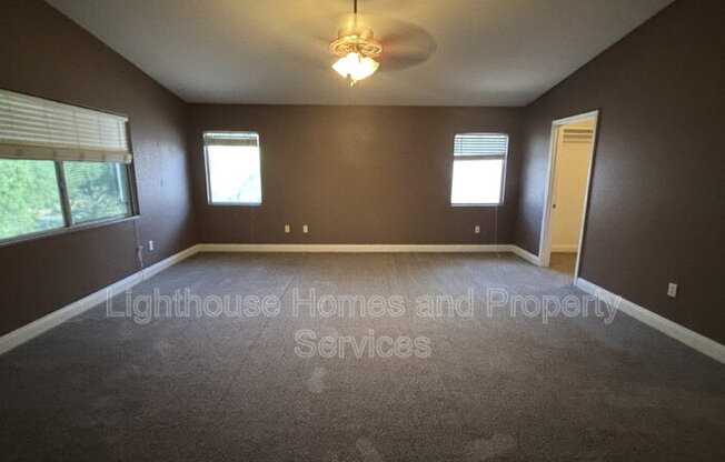 6848 BABY JADE CT