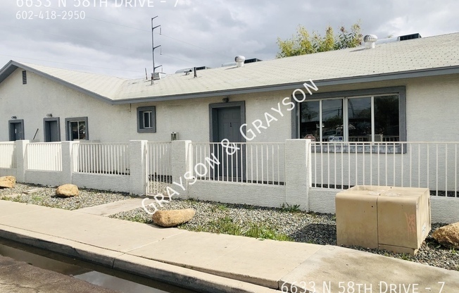 6633 N 58 DR