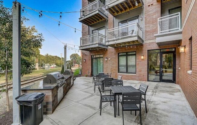 1 bed, 1 bath, 592 sqft, $1,625, Unit 418
