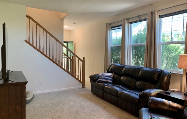 Well Maintained Murphy Creek Home With Unbelievable Golf Course & Mountain Views!