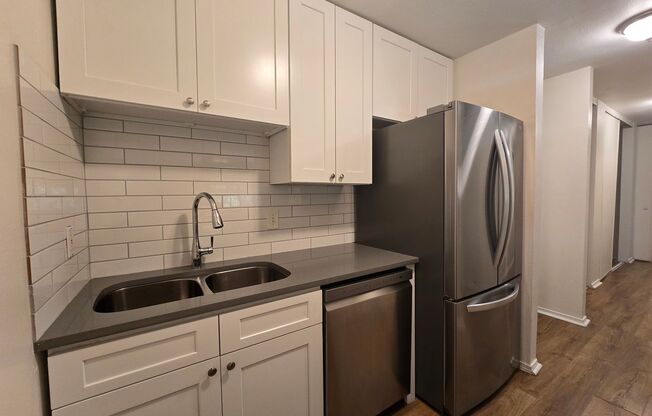 2 beds, 1 bath, $1,650