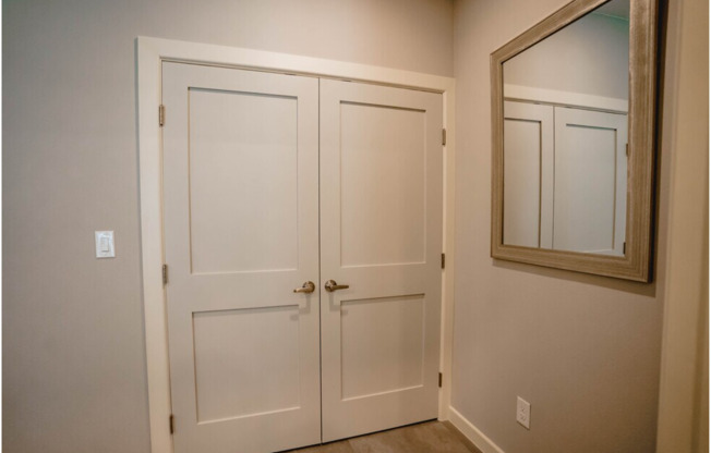 2 beds, 2 baths, 1,037 sqft, $1,225, Unit B-04/WHITE CABINET/ PARKING LOT VIEW