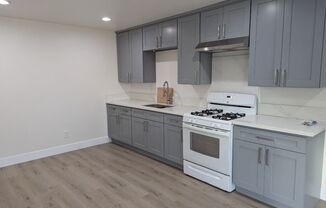 2 beds, 1 bath, $1,595