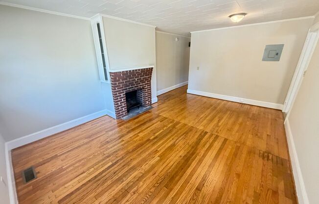 Nice 2 Bed 1 Bath Duplex unit in Salisbury NC- Close to downtown Salisbury and I-85