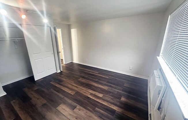 1 bed, 1 bath, 560 sqft, $825, Unit 3253-03