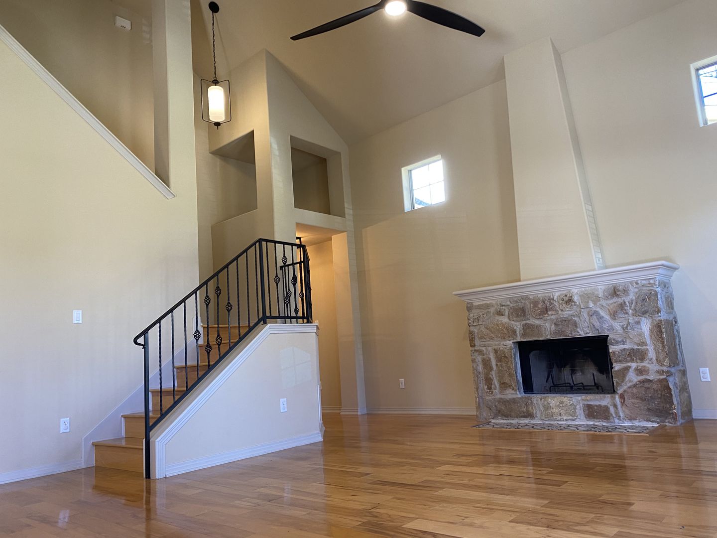 Must See 3 Bed/2 Bath Garden Home in Bull Creek Ranch